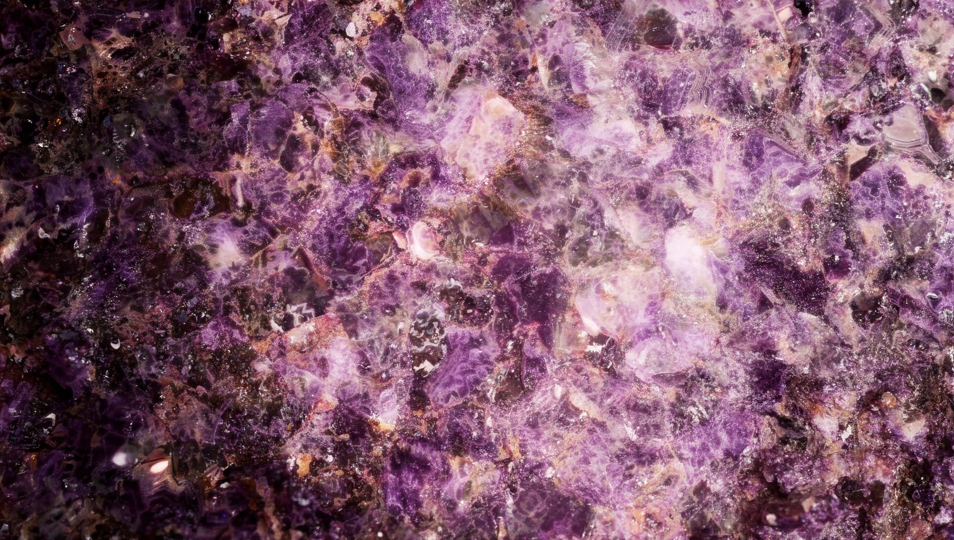 close up of amethyst gemstone